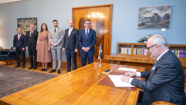 President kinnitas valitsuse uue koosseisu
